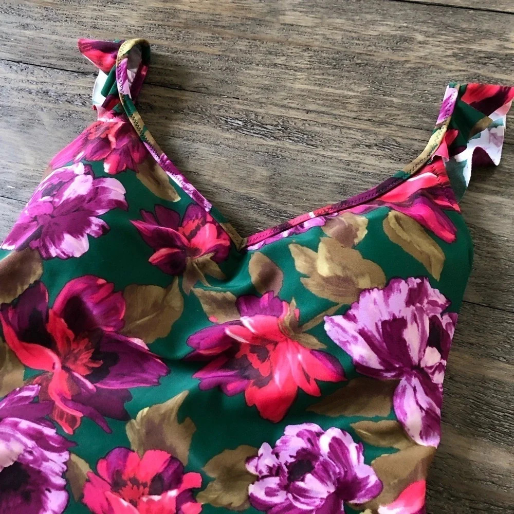 J Crew Womens XS Ruffle Trimâ One Piece Swimsuit Darn Green Floral Pink Lined - Picture 3 of 6